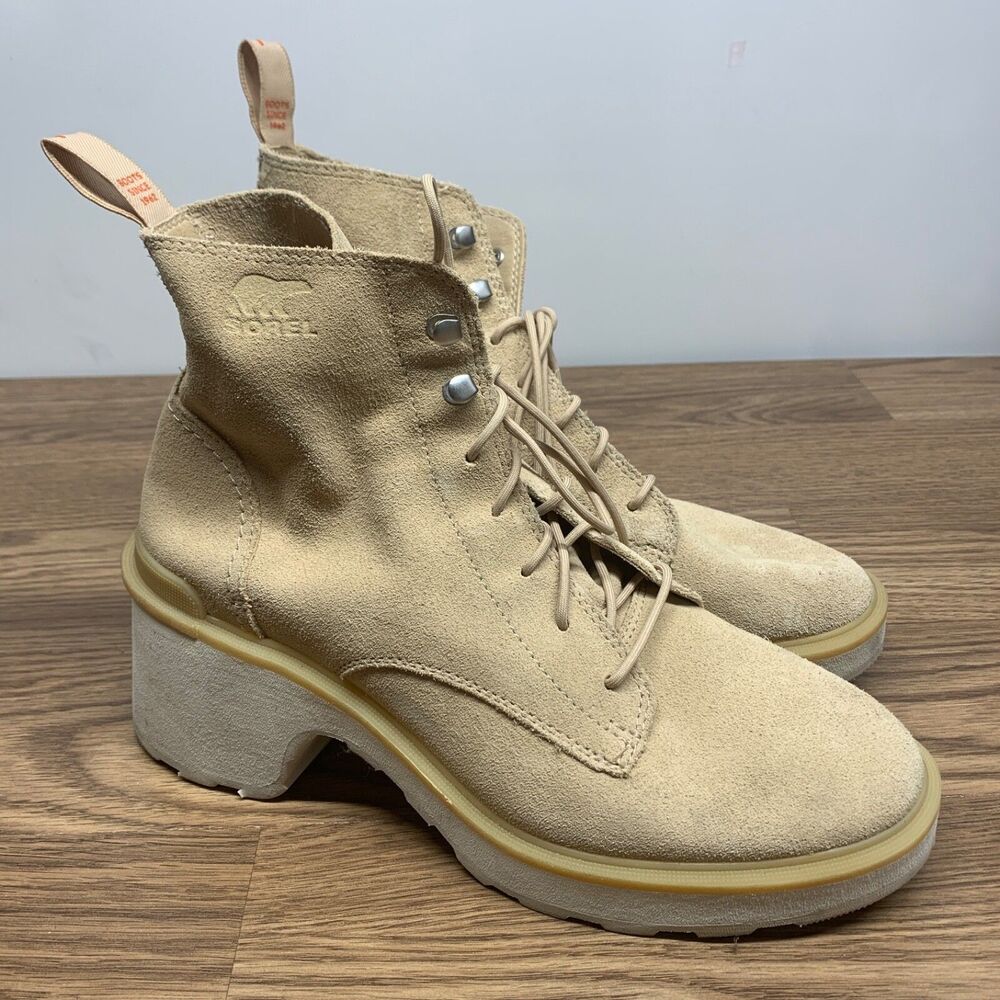 Sorel Women's Hi-Line Lace Boots Size 9.5 Chunky Heel Suede Lace Up Boots
